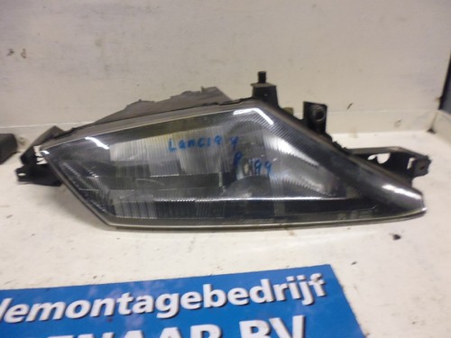 Faro lancia ypsilon - dx,