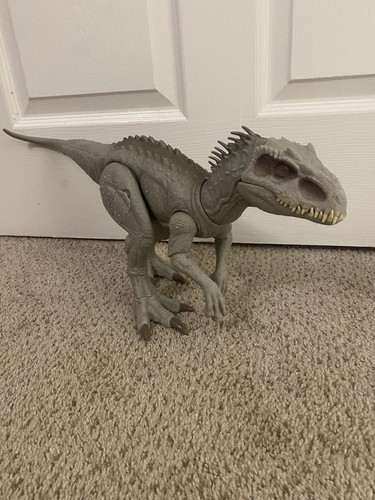 Jurassic world camp - jurassic,