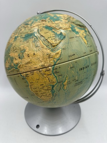 Nystrom world globo - world,