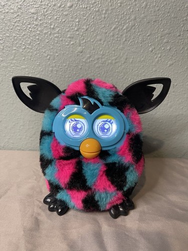 Furby boom geometric fur - geometric,