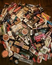 Lotto trucco misto cosmetici