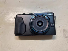 Fuji X70 Black 16,3 MP Compact