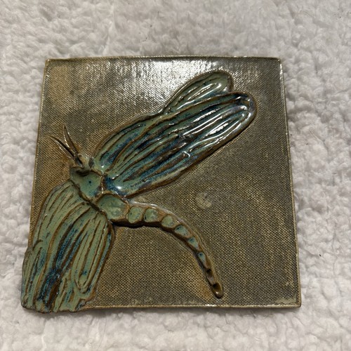 Piastrella ceramica fatta - , a
