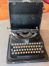 Macchina Da Scrivere Ico