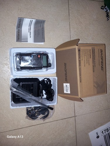 Baofeng uhf vhf radio - baofeng, 5w