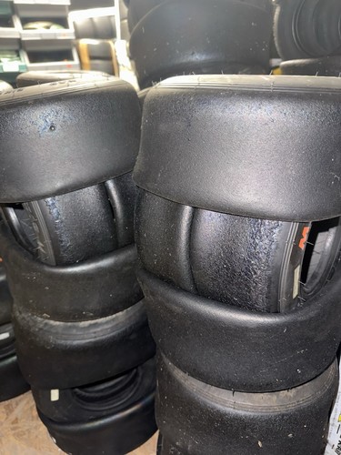 Kart set pneumatici - -,