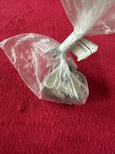 BMW E30 attacco destro 51471947902 bagagliaio