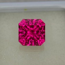 Favoloso Zaffiro Rosa Taglio