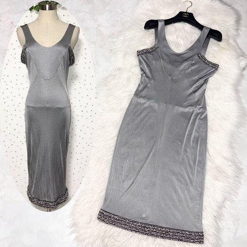 Abito chanel grigio argento - chanel,