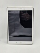 Samsung Galaxy Tab A SM-T555 da 16 GB Usato.