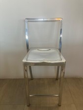 SGABELLO DA BAR HUDSON  DI PHILIPPE STARCK DESIGNER  PER EMECO IN ALLUMINIO