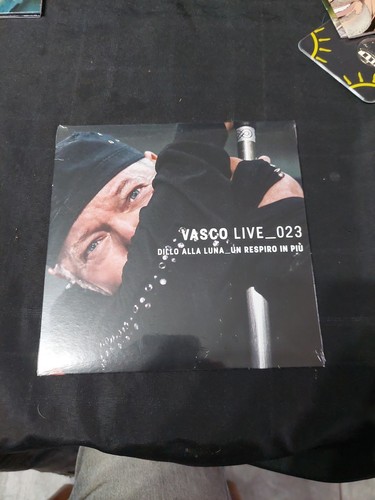 Vasco rossi live 023 - vasco,
