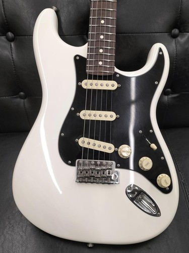 Fender performer - am,