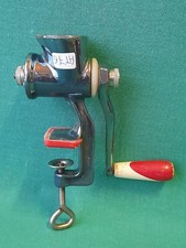 MACININO VINTAGE MACINA VECCHIO TRITACARNE TRITA CARNE DA BANCO. AT76