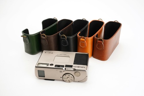 Custodia mezza fotocamera vera