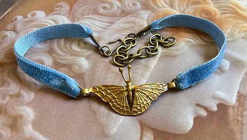 Collana revival vittoriana