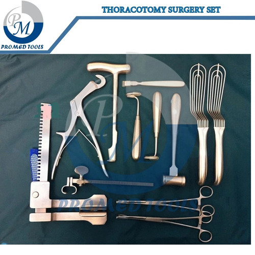 Set per chirurgia toracotomia