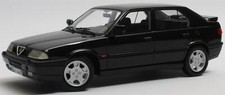 Cult Models Scala 1:18 Alfa