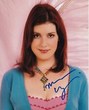 MELANIE LYNSKEY autografo