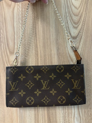 Auth louis vuitton - louis, pochette