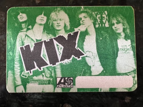 Kix backstage satin pass - satin,