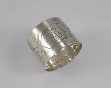 Raro Grande Anello Tovaglioli