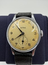 Vintage 1950s Astral 15 Jewels