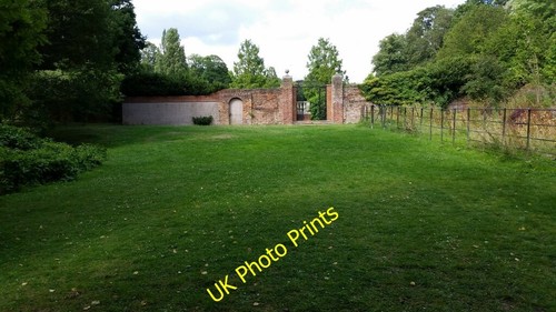 Photo 6x4 south entrance - photo,