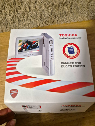 Videocamera toshiba camileo - toshiba,