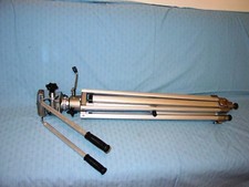 TREPPIEDE VELBON WX-851 + PH185