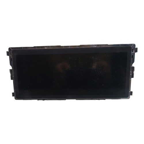 Schermo display infotainment