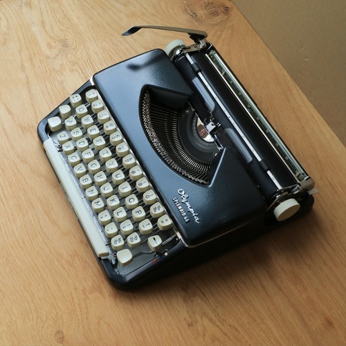 Vintage 1960s olympia splendid - vintage,
