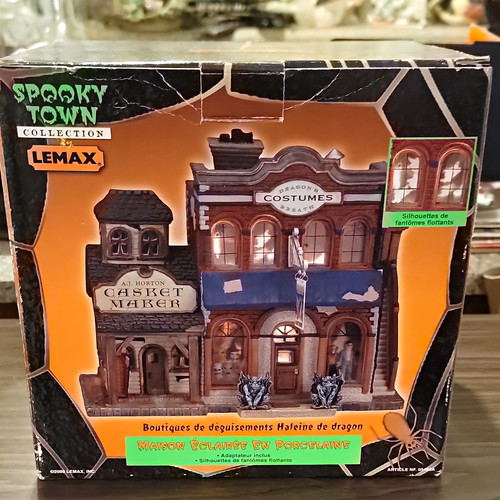 Costumi drago città - , spettrale