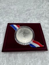 Moneta da un dollaro d'argento