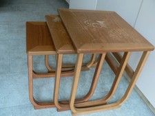 Parker Knoll nido di tavoli