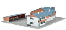 Kibri scala N 37026 Fattoria completa 4 edifici con base 26,5x20,5x6 cm. NEW