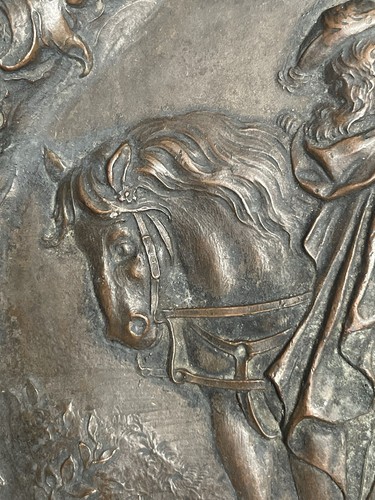Antica ciotola rame cavaliere