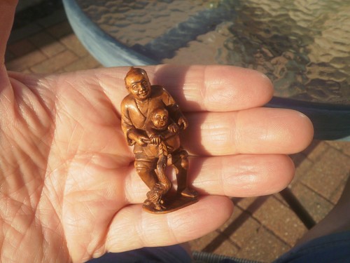 Netsuke legno intagliato a - netsuke, in