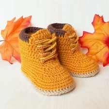 Scarpette modello Timberland Neonato  Uncinetto fatte a mano Regalo Nascita