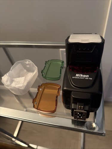 Mint condition nikon - mint, condition**