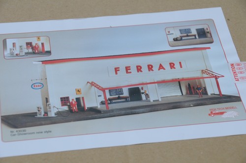 Exoto tech diorama - +, |