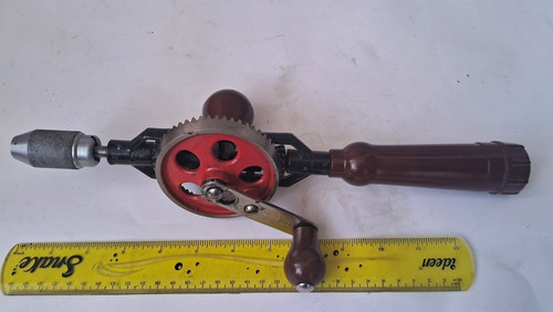 Trapano manuale meccanico