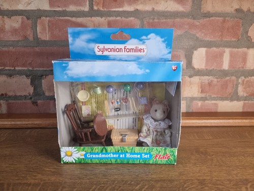 Sylvanian families set nonna - families,
