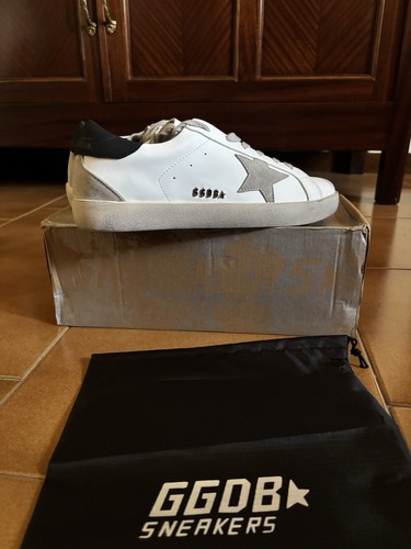 Golden goose - golden,