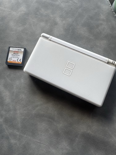 Nintendo lite console - ds,
