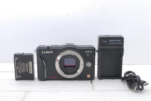 Rara fotocamera mirrorless