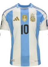 Maglia Lionel Messi Argentina - Campioni del Mondo FIFA 2022 - Ufficiale Adidas