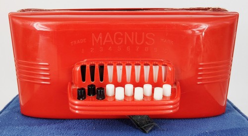 Vintage magnus super - super, accordion