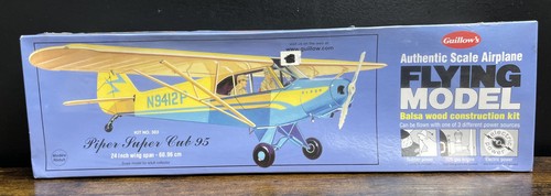Guillow piper super - super, 95