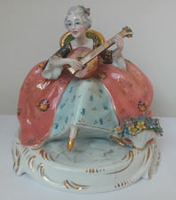 Dama signora con mandolino porcellana Capodimonte statuina ceramica